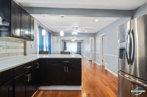 330 117 St, Chicago IL 60655-1540 exterior