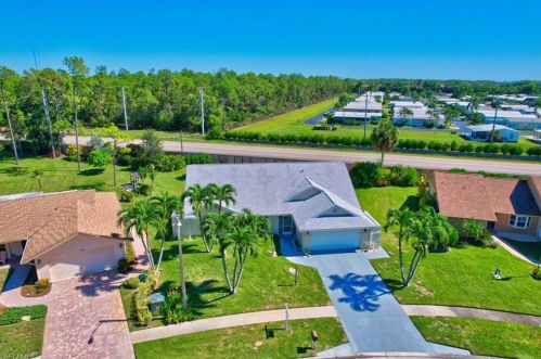 112 Bordeaux Cir, Naples FL exterior