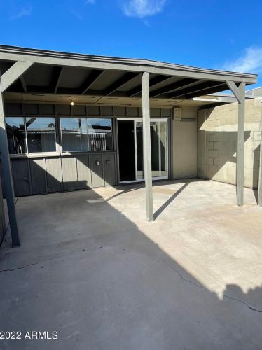 2054 Elm St, Phoenix AZ 85033-1041 exterior