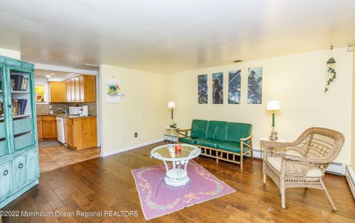 2228 Kenneth Rd, Point Pleasant Beach, NJ 08742-4434