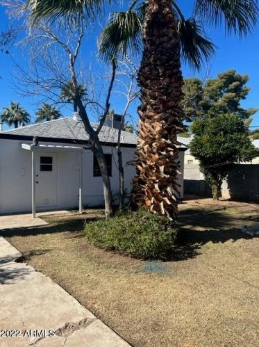 2041 16 Ave, Phoenix AZ 85021-5411 exterior