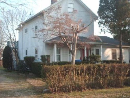 34 Harriet St, Norwalk, CT 06851-3616