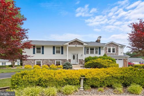 670 Cox Rd, Huntingtown, MD 20639-9205