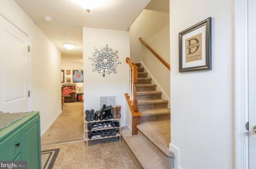 1120 Sageview Dr, Pottstown, PA 19464-7507