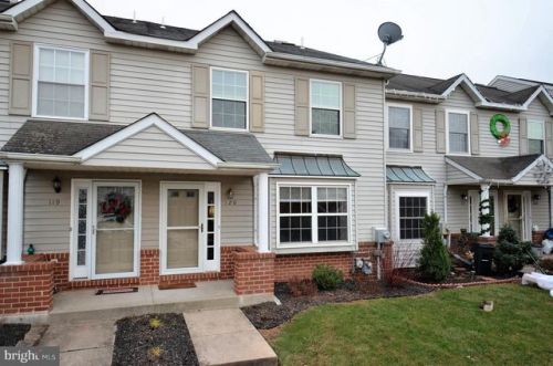 120 Regal Ct, Limerick, PA 19468-3406