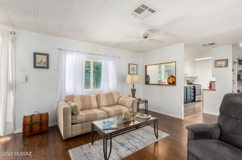 5387 Flying W St, Tucson AZ 85713-4434 exterior