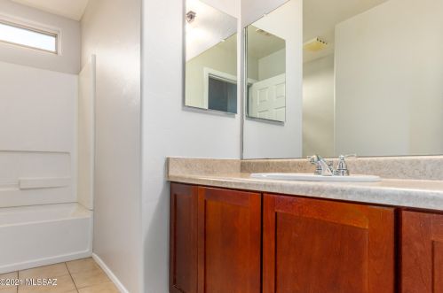 7542 Fair Meadows Loop, Tucson AZ 85756-6151 exterior