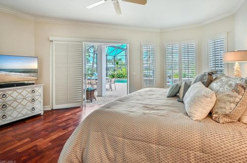 4817 Keswick Way, Naples FL 34105-6626 exterior