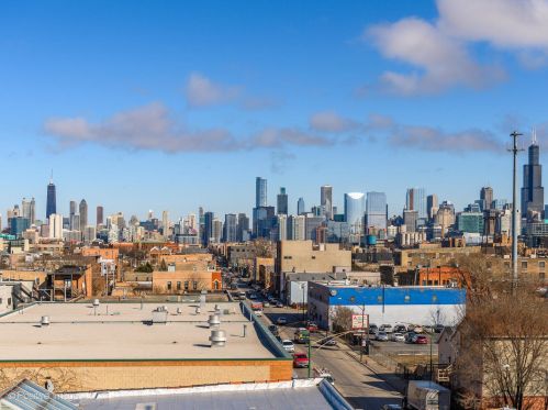 500 Damen Ave, Chicago IL 60622-6222 exterior