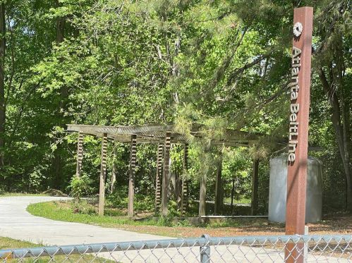 170 Holderness St, Atlanta GA  30314-3052 exterior