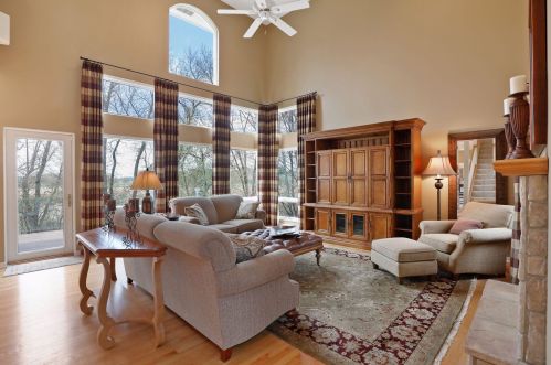 95 Timber Island Trl, Maple Plain, MN 55359-8605