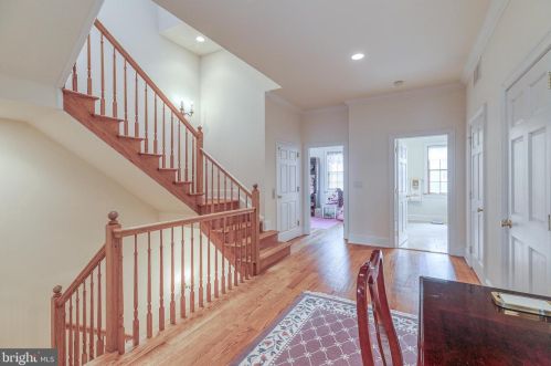 124 Bainbridge St, Philadelphia PA 19147-1866 exterior