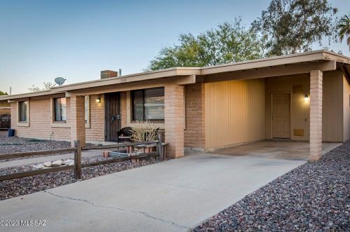 2357 Las Lomitas, Tucson, AZ 85741-3737