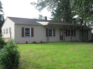 2712 Maida Ln, Schenectady, NY 12306-1634