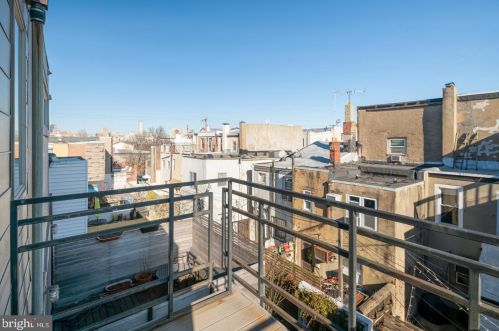 1313 11 St, Philadelphia PA 19147-5601 exterior