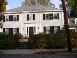 196 Morton St, Newton, MA 02459-1529