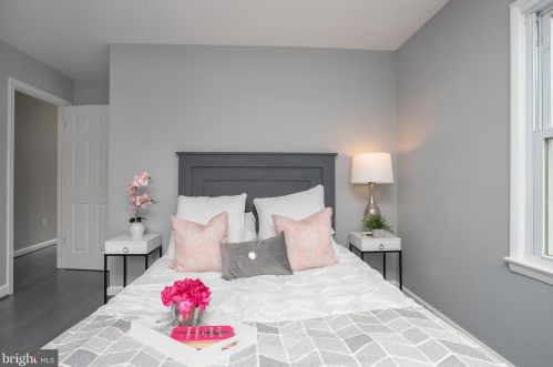 1005 Fairview Ave, Silver Spring MD  20912-5976 exterior