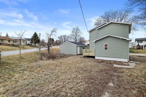 3662 32nd St, Milwaukee WI  53221-1115 exterior