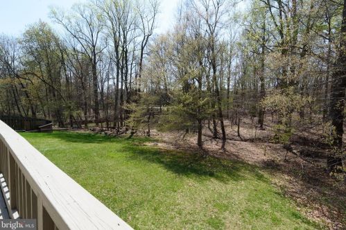 8016 Branch Wood Ct, Ellicott MD 21043-6937 exterior