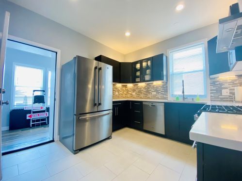 2316 Kedvale Ave, Chicago IL 60629-5110 exterior