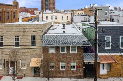 514 Monastery Pl, Union City NJ 07087-3305 exterior