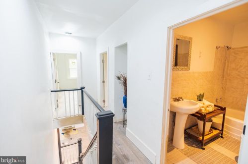 817 9 St, Camden NJ 08103-2603 exterior