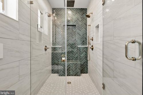 1218 Fairmont St, Washington DC  20009-5322 exterior