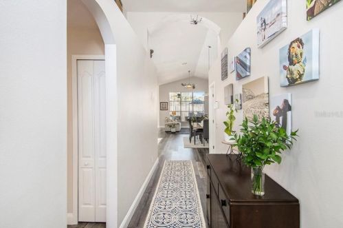 12219 Bishopsford Dr, Tampa FL 33626-1317 exterior