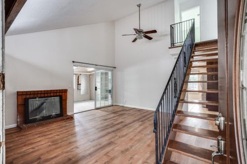 1719 Bagpipe Way, San Jose, CA 95121-1510