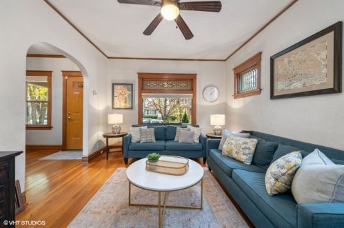 3634 Tripp Ave, Chicago IL 60641-3039 exterior