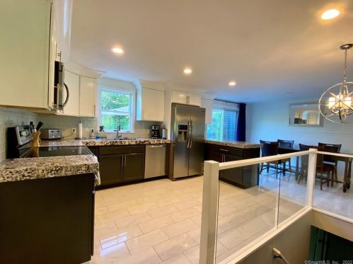 68 Pratt Rd, Killingly CT 06241-1740 exterior