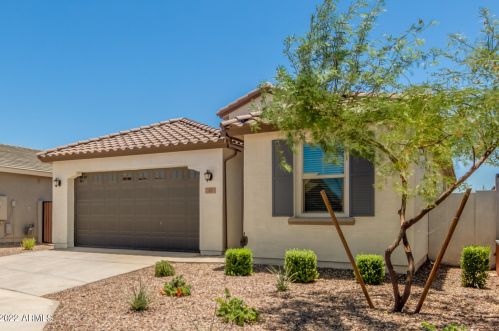 43 Capricorn Way, Chandler AZ  85249-3627 exterior
