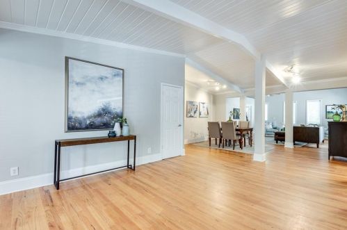 2386 Bynum Rd, Atlanta GA 30319-3908 exterior