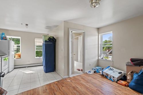 78 Clinton St, Poughkeepsie NY 12601-4221 exterior