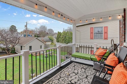 134 Meade Ave, Hanover PA 17331-3622 exterior