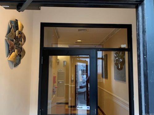 1660 Boston Rd, Bronx NY  10460-4367 exterior