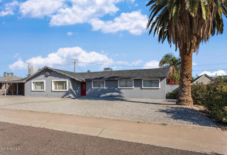 8935 17 Dr, Phoenix AZ  85045-1793 exterior