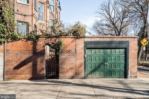 2322 Delancey Pl, Philadelphia PA 19103-6407 exterior