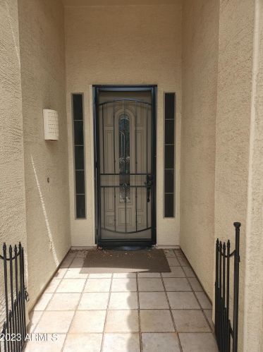 31924 23rd Ave, Phoenix AZ  85085-7049 exterior