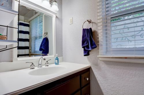 551 116, Milwaukee WI 53226-3610 exterior