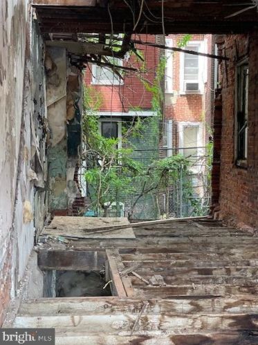 2744 22nd St, Philadelphia PA  19132-2601 exterior