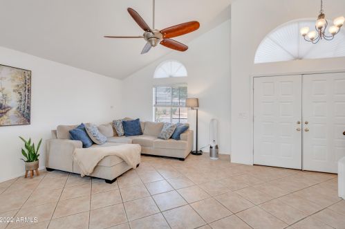 16201 42nd St, Phoenix AZ  85048-7401 exterior