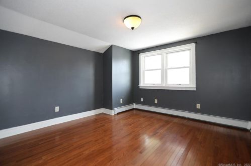 248 Carriage Way, Windsor CT 06095-2009 exterior