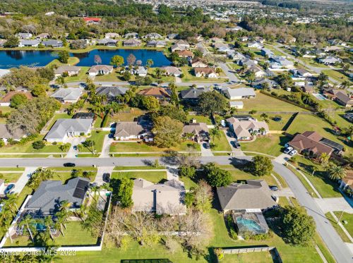 285 Northgrove Dr, Merritt Island FL 32953-7959 exterior