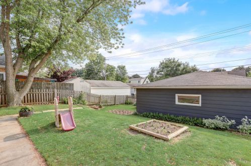 3727 99th St, Milwaukee WI  53222-2421 exterior