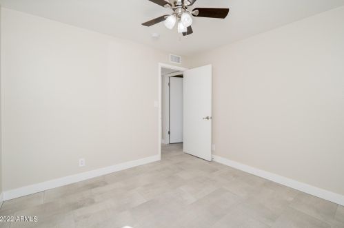 3824 Carol Ave, Phoenix AZ 85021-2091 exterior