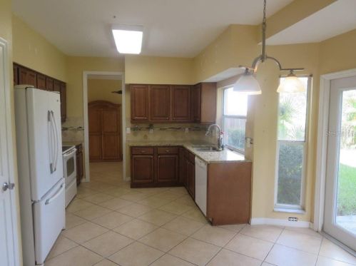 3537 Moss Pointe Pl, Lake Mary FL  32746-2429 exterior