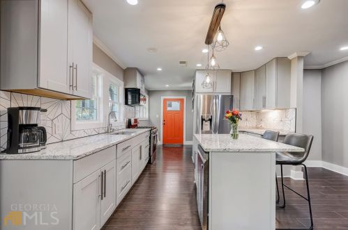 1206 Martin Luther King Jr Dr, Atlanta GA  30314-2502 exterior