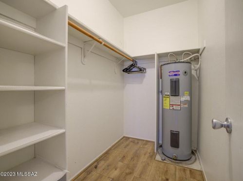 1810 Blacklidge Dr, Tucson AZ  85719-2772 exterior