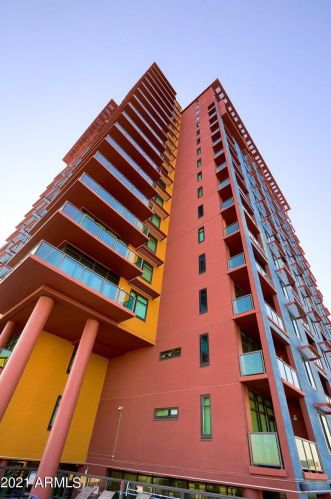 310 4th St, Phoenix AZ  85004-0610 exterior